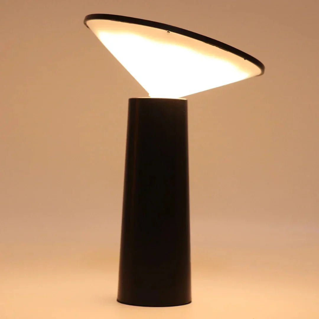 THE AURORA LAMP
