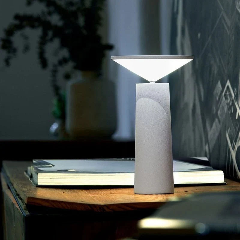THE AURORA LAMP