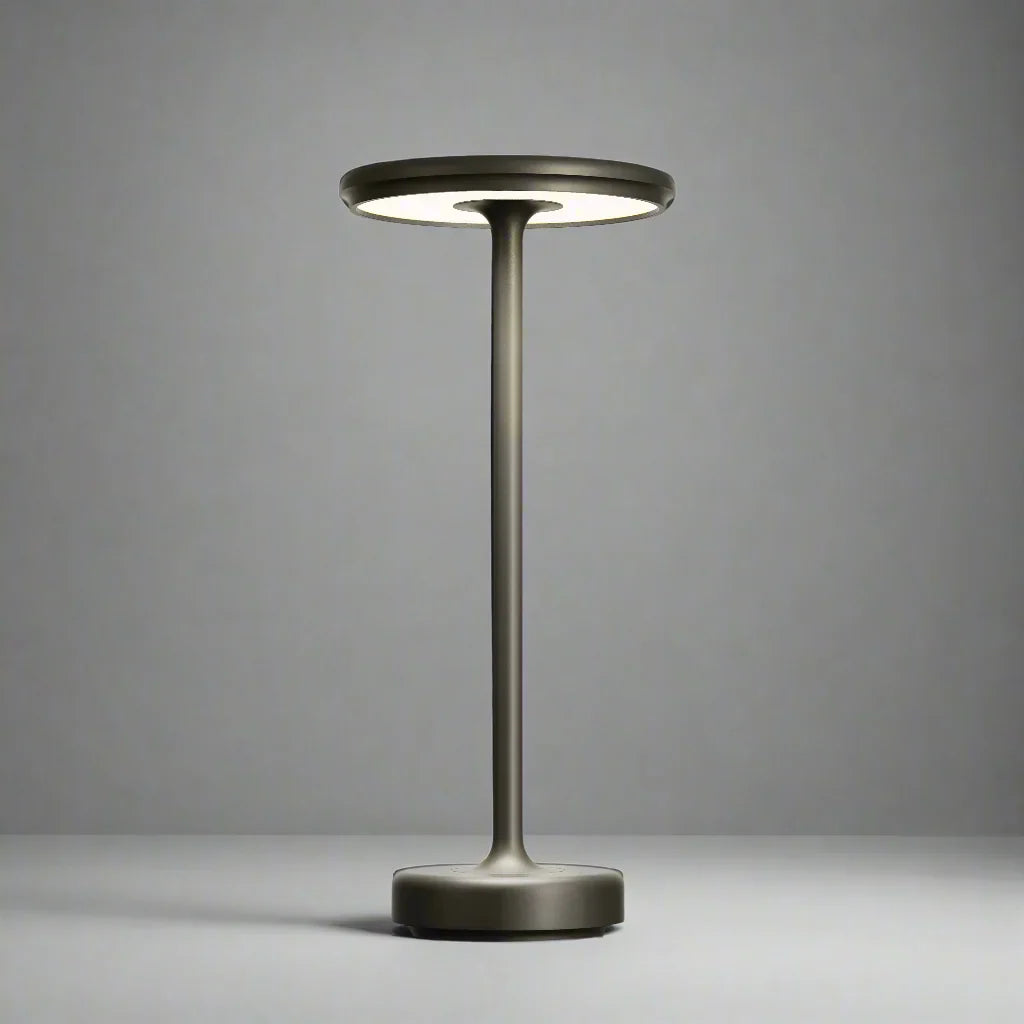 THE SCANDINAVIAN TABLE LAMP