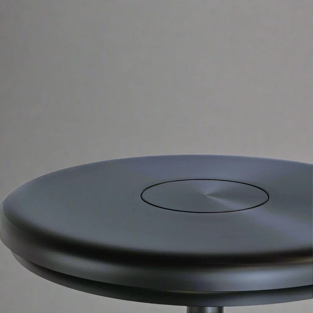 THE SCANDINAVIAN TABLE LAMP